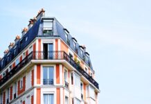 Gloednieuw bouwen en bouwen of een bestaande woning kopen?