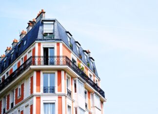 Gloednieuw bouwen en bouwen of een bestaande woning kopen?